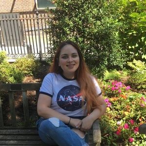 Meet your Posher, Destiny